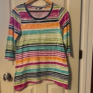 Colorful Striped quarter length sleeves.